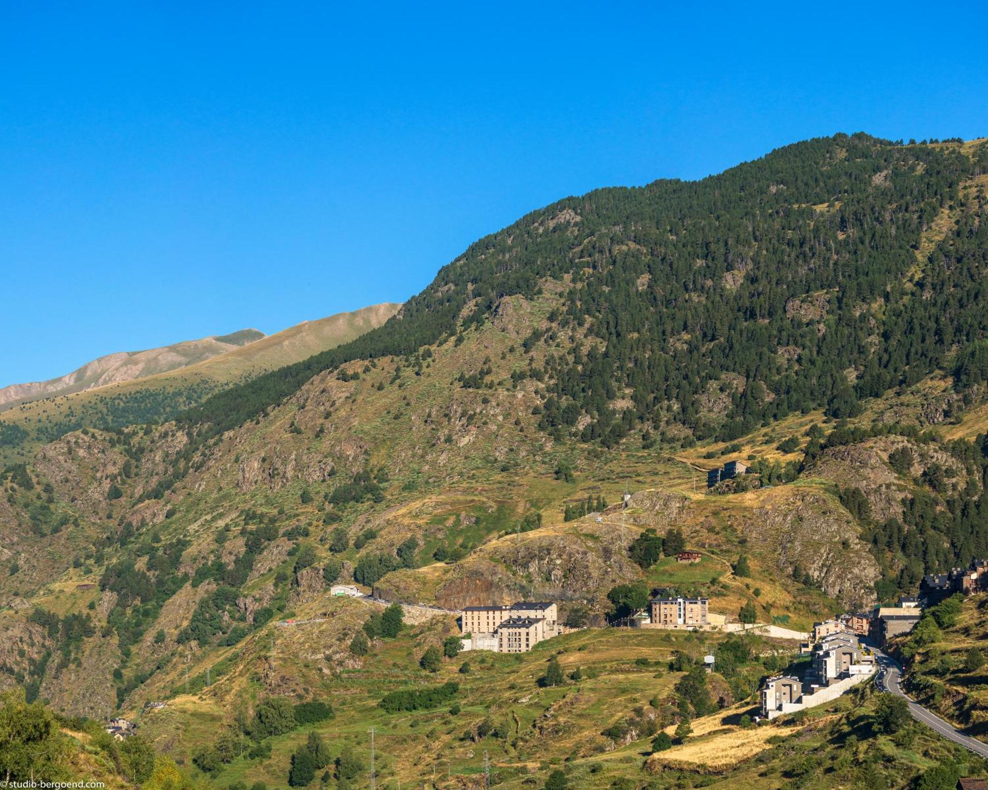 Pierre & Vacances Andorra Бордес-д'Энвалира Экстерьер фото